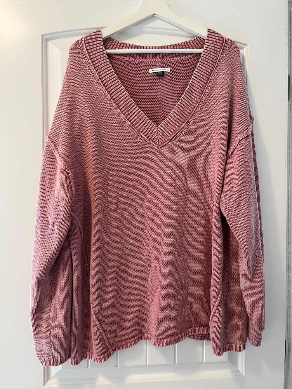 American Eagle Outfitters Dusty Rose V-Neck Knit Sweater